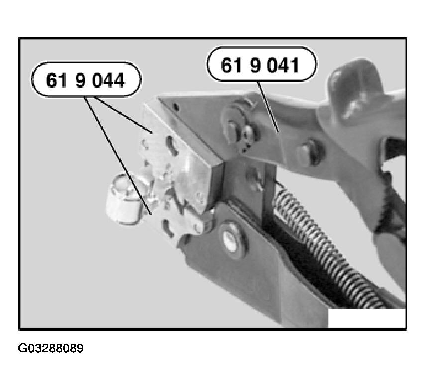 G03288089