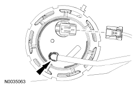 G04691833