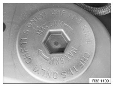 G08470370