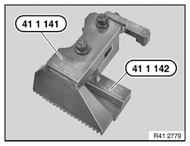 G09893087